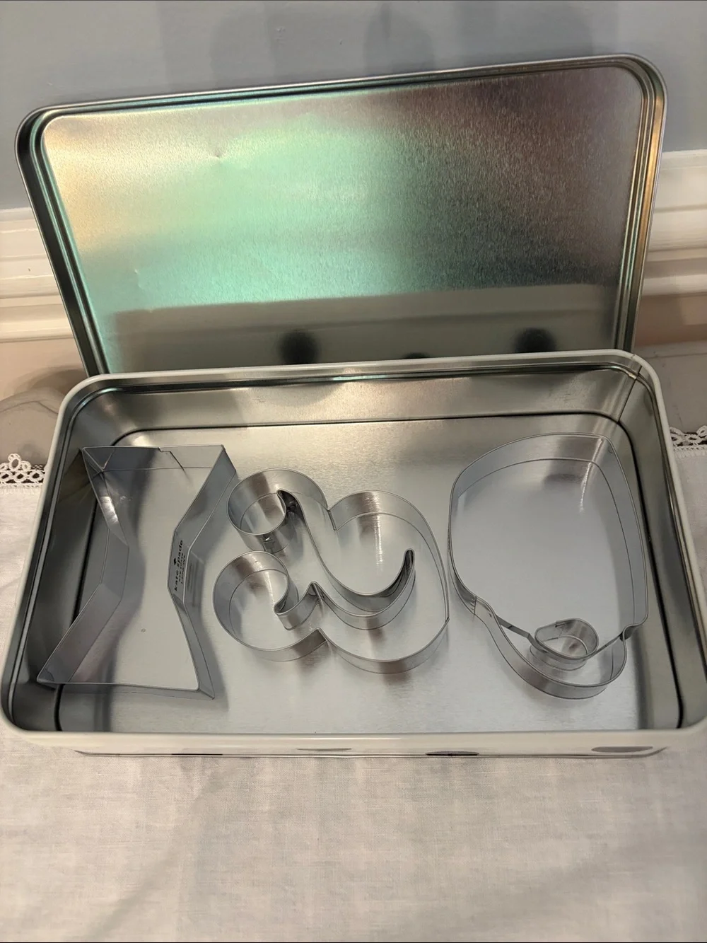 Kate Spade Metal Cookie Cutter Set with Storage Tin - Silver
